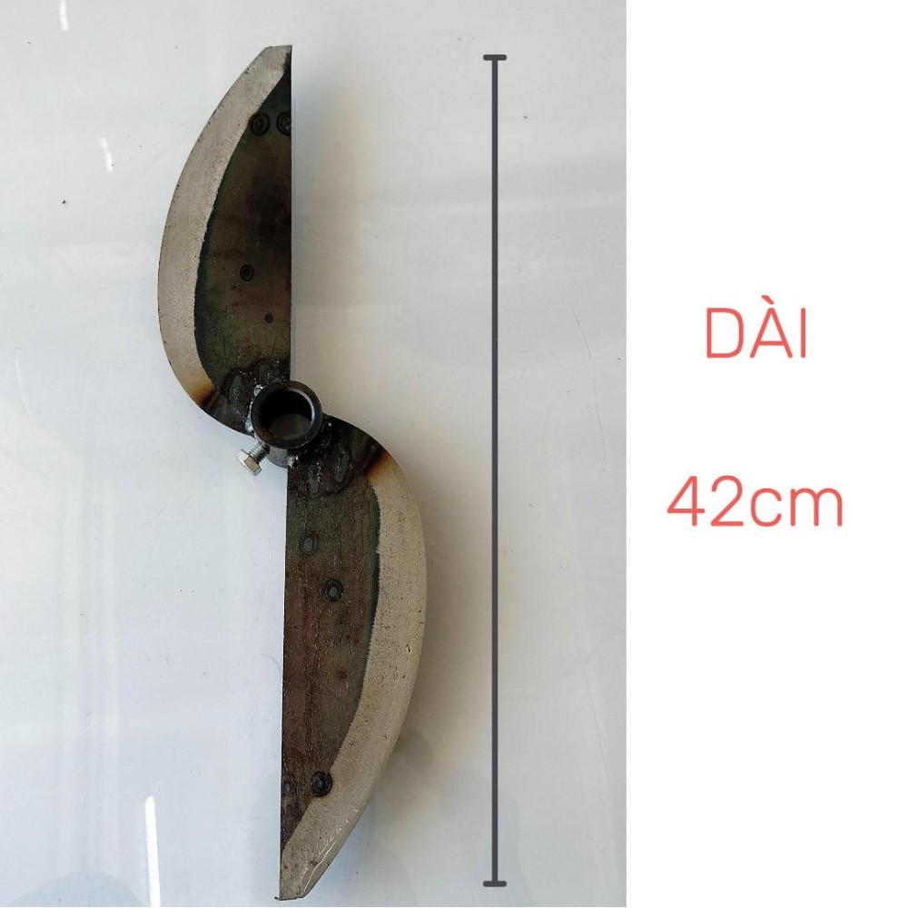 Chiều dài dao là 42cm