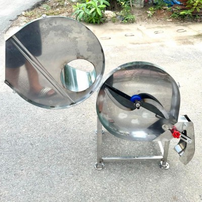 Trong máy đã lắp sẵn 1 dao m