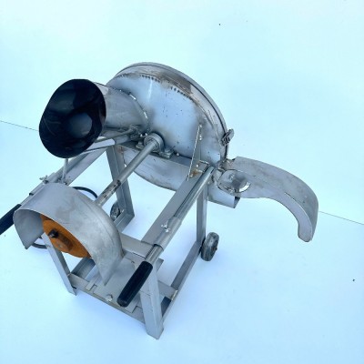 Mẫu Cửa Ngang Có Vòi Phụt