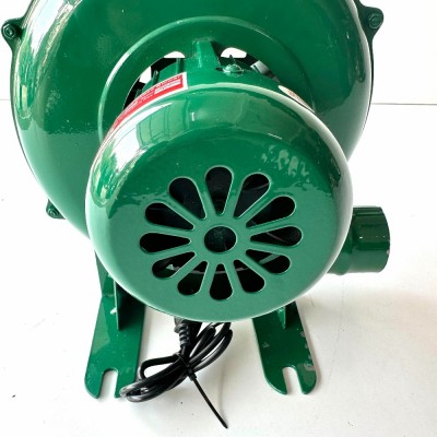 Quạt có cánh tản nhiệt