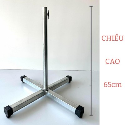 Chiều cao chân quạt là 65cm