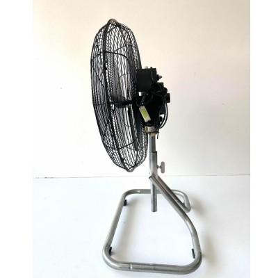 Ảnh Chụp Ngang Qụat