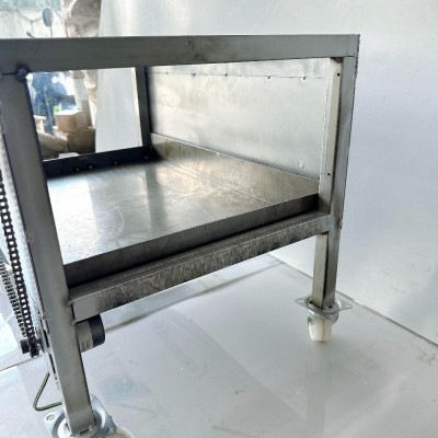 Máy được hàn chắc chắn