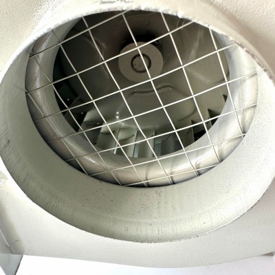 Lỗ hút có lưới bảo vệ