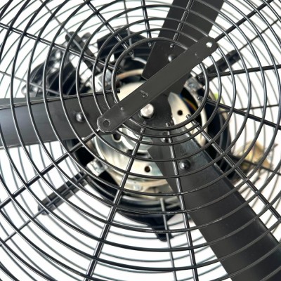 Chất liệu cánh bằng SẮT